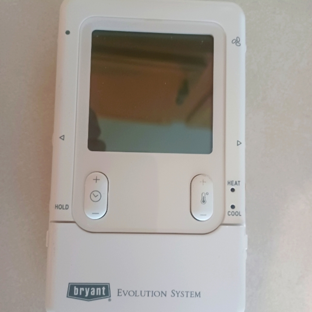 Bryant Evolution Thermostat